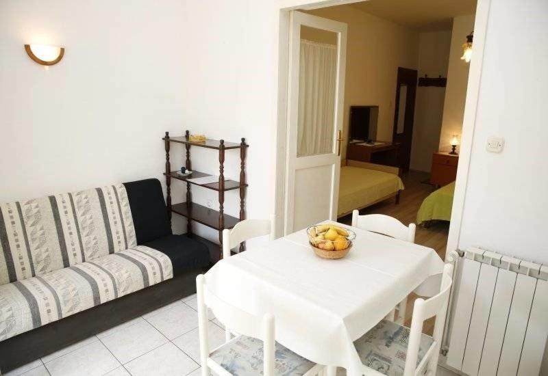 Apartment Plava Plaza Водице Екстериор снимка